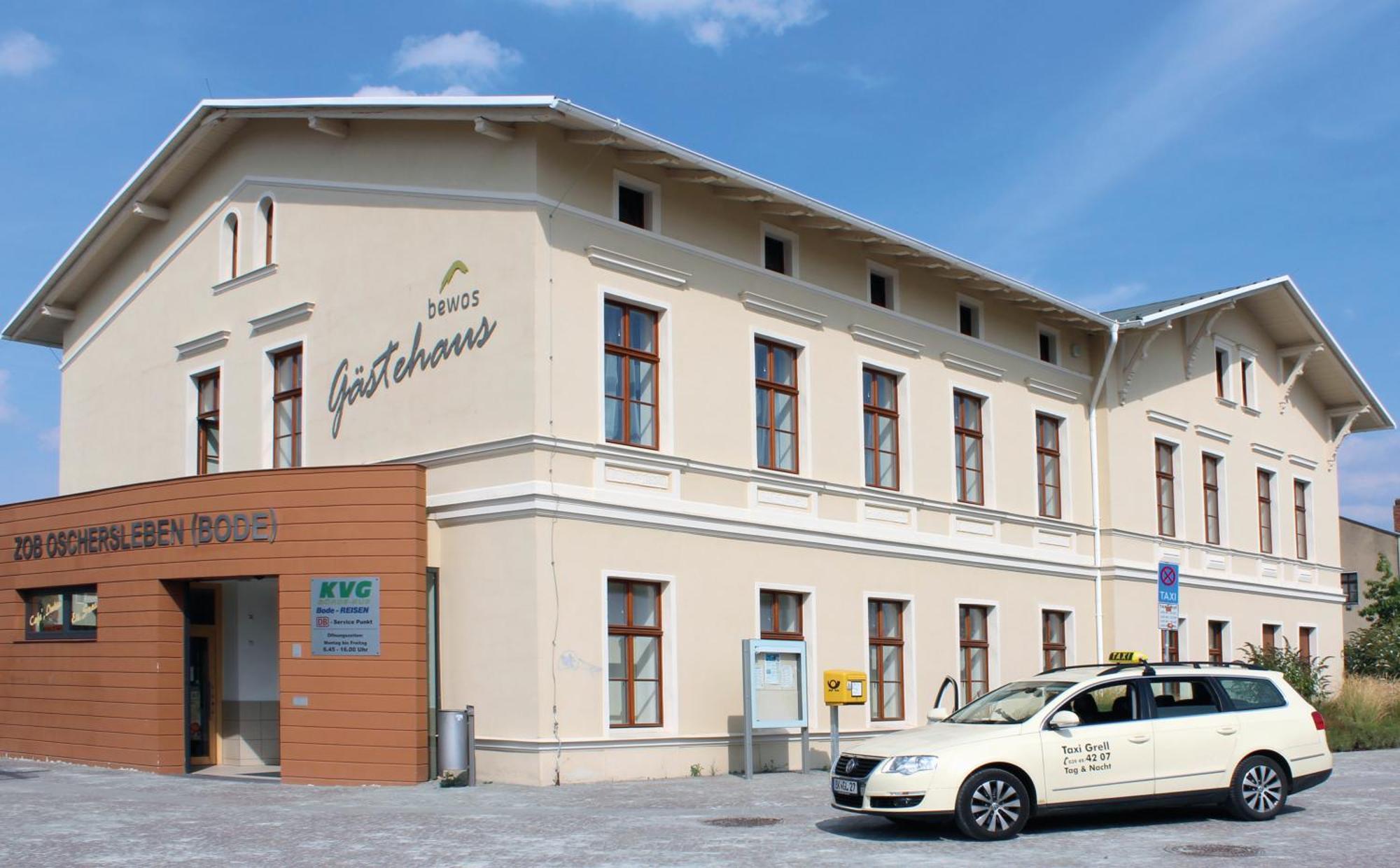 Bewos Gaestehaus Ошерслебен Экстерьер фото